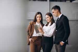 bussiness-people-working-team-office